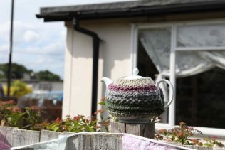 Tea pot outside 17 Meliot Road | Elisabeth Blanchet