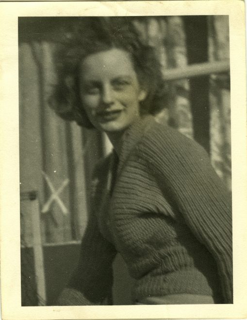 Portrait of Diane, Alan Page's wife, in front of their Arcon MkV prefab | Blanchet,Elisabeth