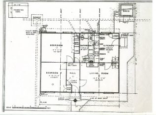 Floorplan of a central entrance prefab | Graham Burton