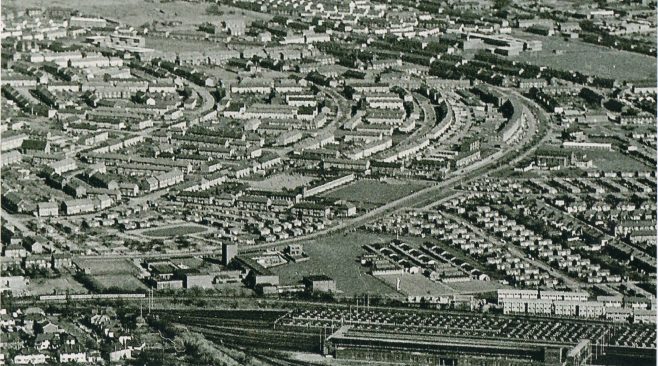 Hainault Estate, Chigwell. Photo published in the Express and Independent