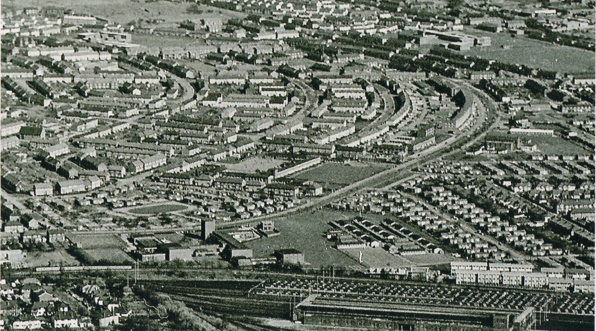 Hainault Estate, Chigwell. Photo published in the Express and Independent