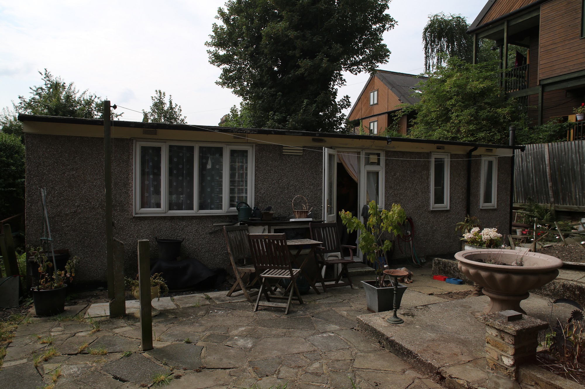 John De'Ath's Uni-Seco prefab and garden, London SE14