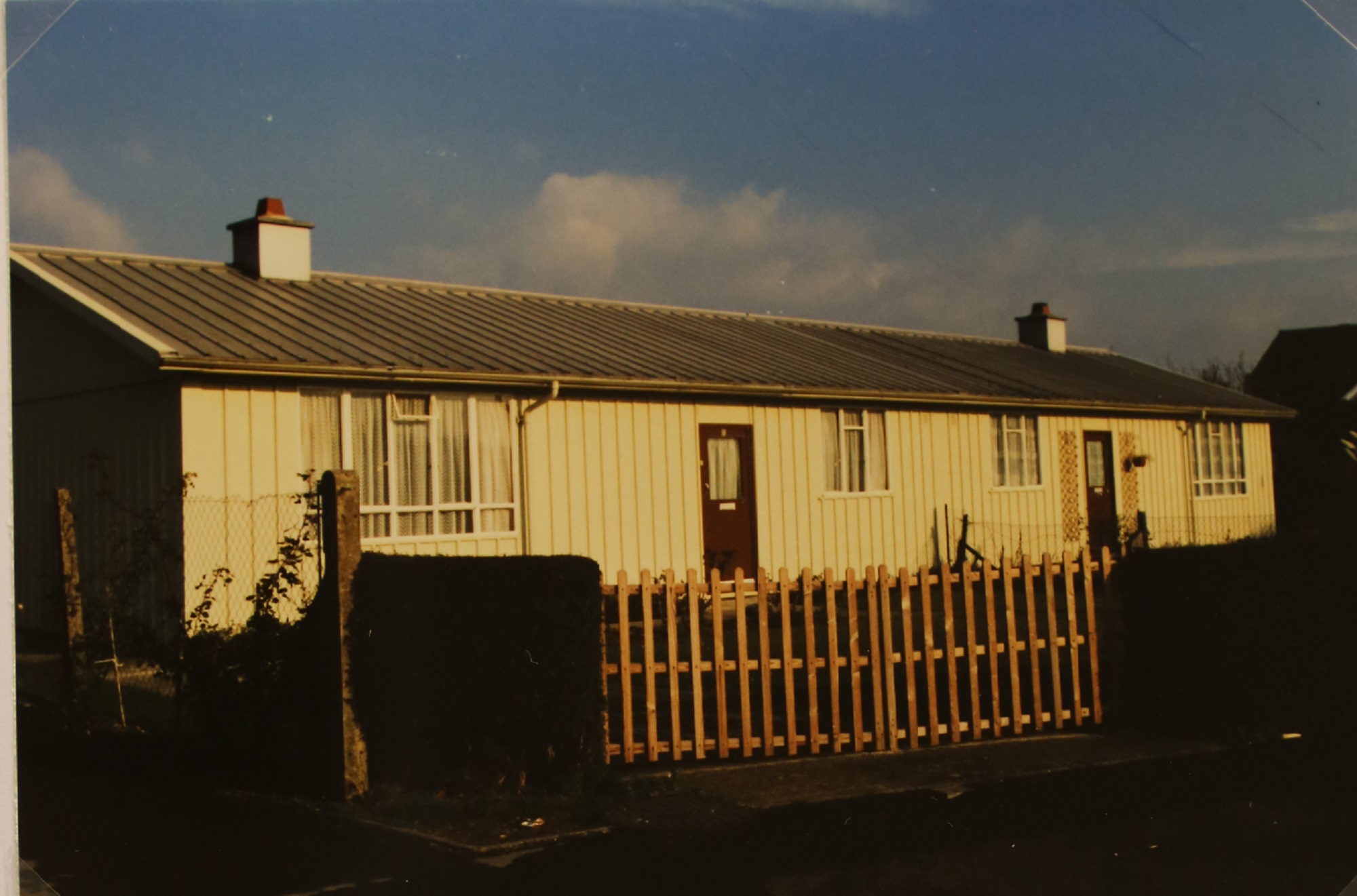 Hawksley BL8 semi-detached aluminium bungalow