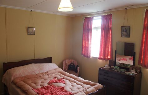 Bedroom, AIROH prefab, St Fagan's Museum