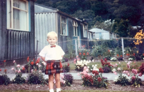 Clive Ramsay standing outside the prefab at Windsor Street, Menstrie, Clackmannanshire