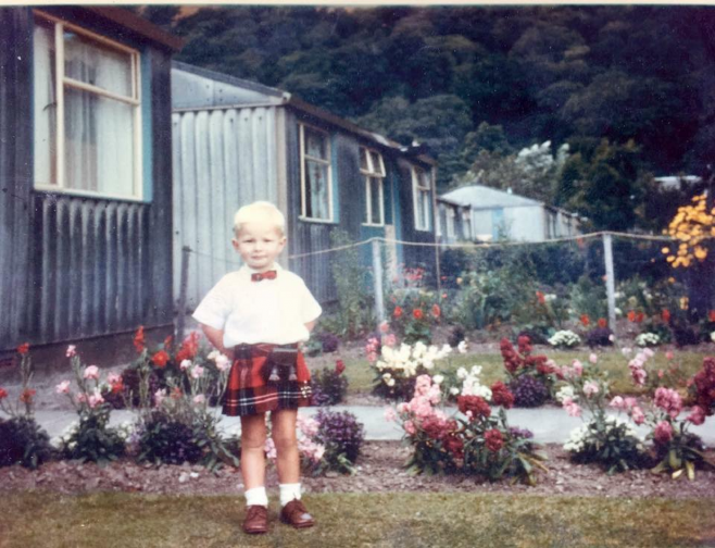 Clive Ramsay standing outside the prefab at Windsor Street, Menstrie, Clackmannanshire