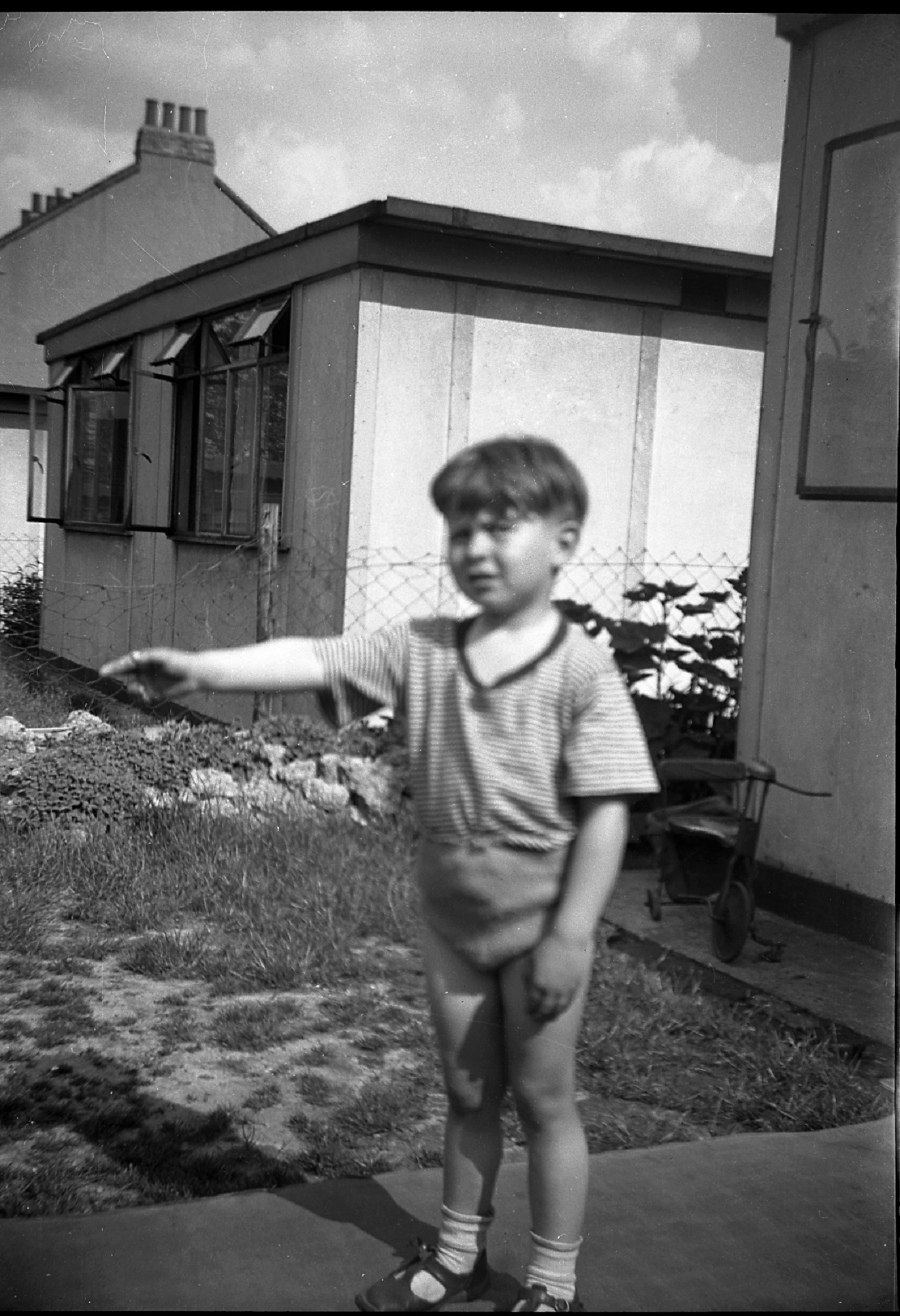 Clive outside the prefab. Sixth Street, Pollards Hill