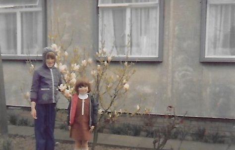 Mike's two children Susanne and Yvonne visiting their Grandma and Granddad in the late 1970s. The Radleys, Sheldon