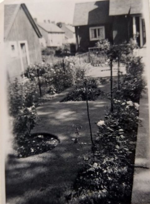 The house next door, due for demolition (due to subsidence). Swallow Street, Iver Heath, Buckinghamshire