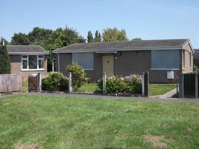 Tarran Prefabs in Chestnut Drive and Pine Grove, Hereford | Andrew Hassam