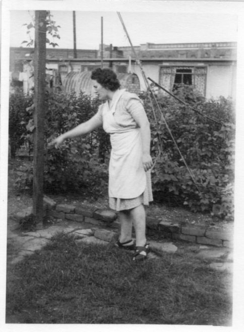 Annie Flanders. Garden of 7 Hind Grove, Poplar, London.E14. c.1952 | Robert Flanders