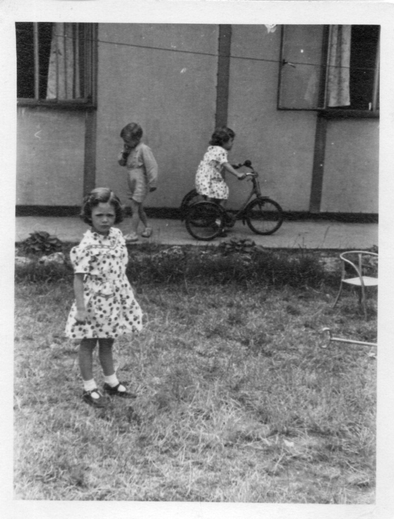 Christine and Pauline Flanders. 7 Hind Grove, Poplar, E.14. c.1951