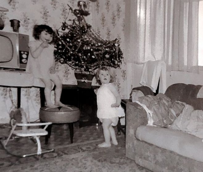 Christmas 1966. Shrewsbury Avenue, Torquay | Brenda Hall