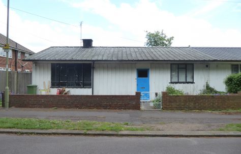 Hawksley BL8 bungalow, Beach Close, Hamble-le-Rice