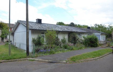 Hawksley BL8 bungalow, Beach Close, Hamble-le-Rice