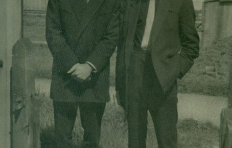 Terry and friend, Hamilton Drive, Harold Wood, Romford