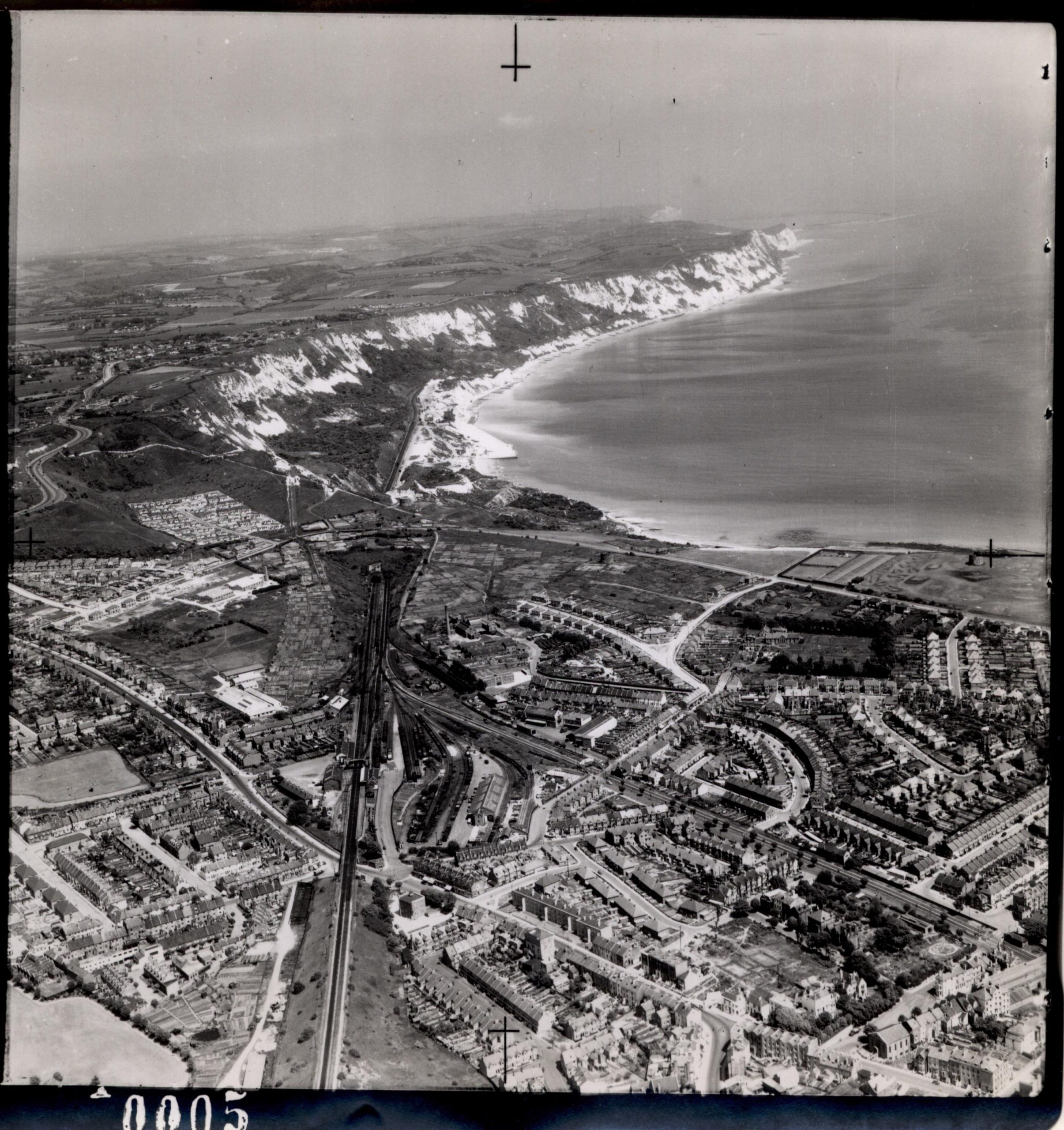 Hollands Avenue prefabs, Folkestone