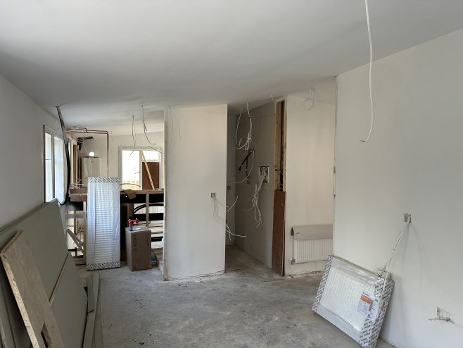 Wake Green Road (413) - looking from back bedroom through bathroom to the kitchen - utility cupboard to right of centre | David Humphries