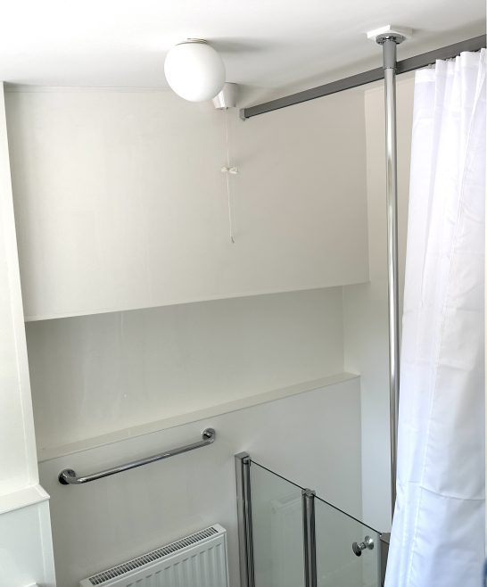 419 Wake Green Road. Bathroom (2) | David Humphries