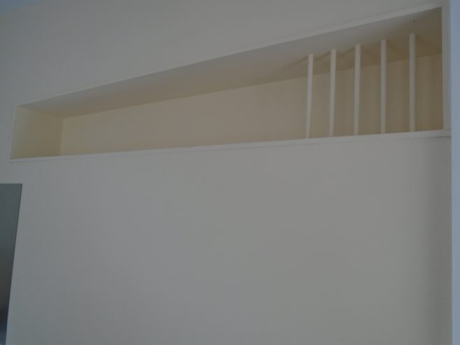Plate rack and shelf, Wake Green Road prefab | Prefab Museum